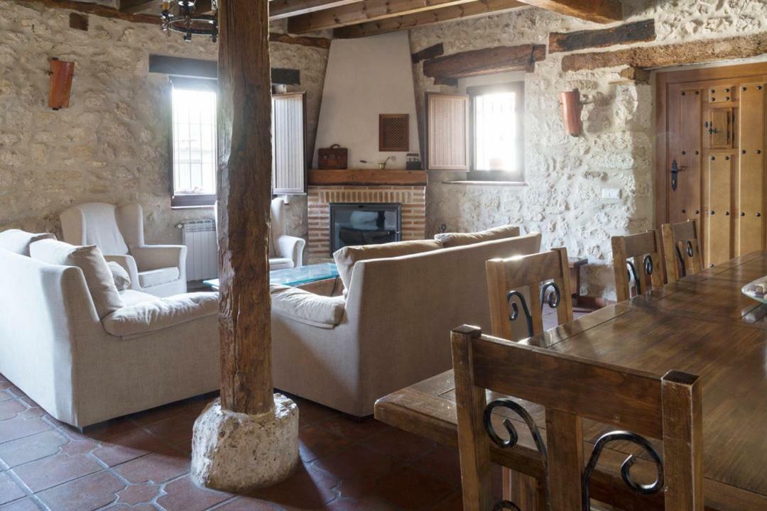 Casa Rural Los Yeros Aldeasona - Segovia エクステリア 写真